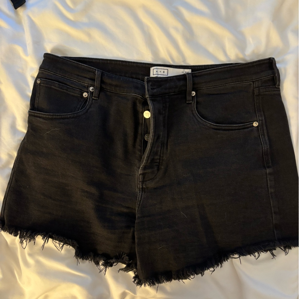 AYR black cut offs